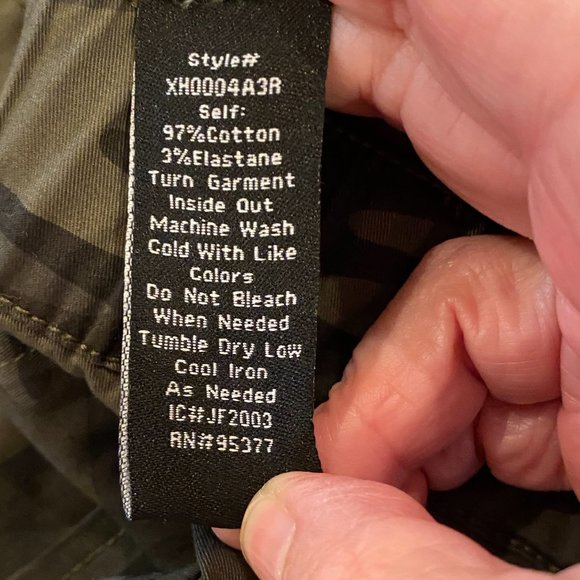 Sanctuary Commander Bermuda Short Little Hero Camo - Picture 9 of 11